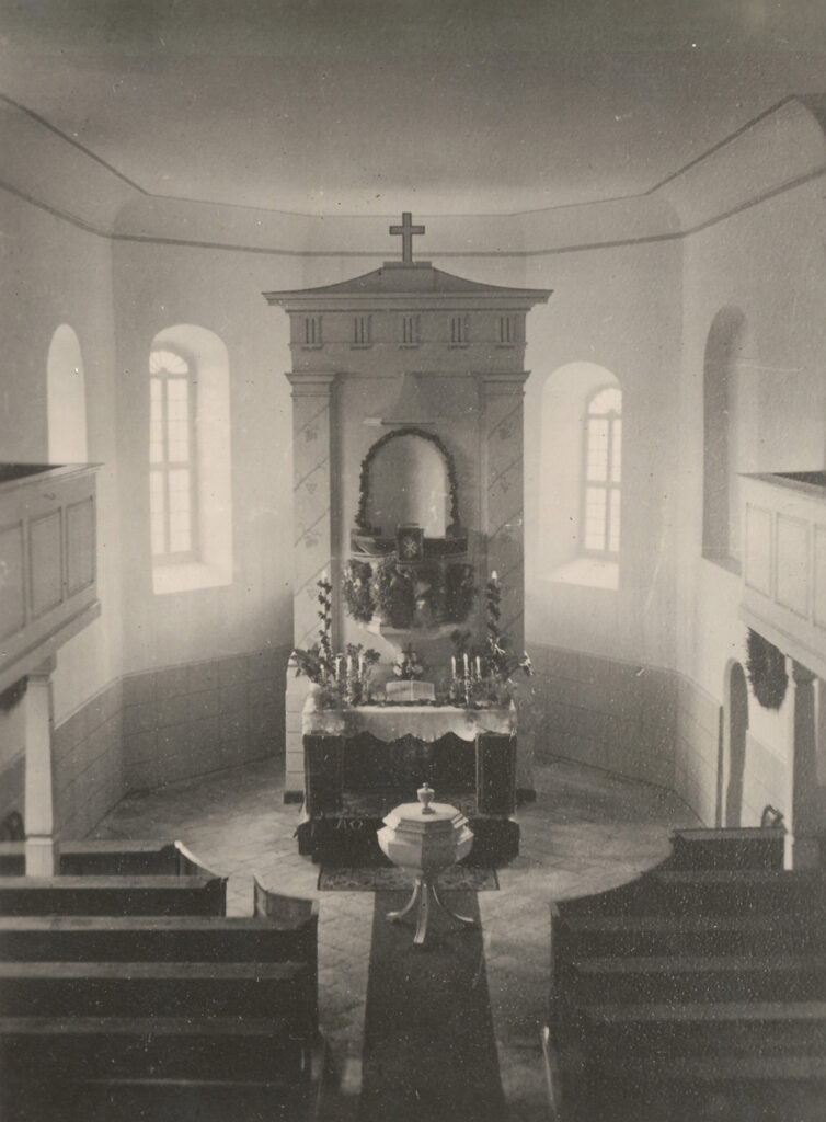 Guttau - 1960 Im Inneren der Kirche